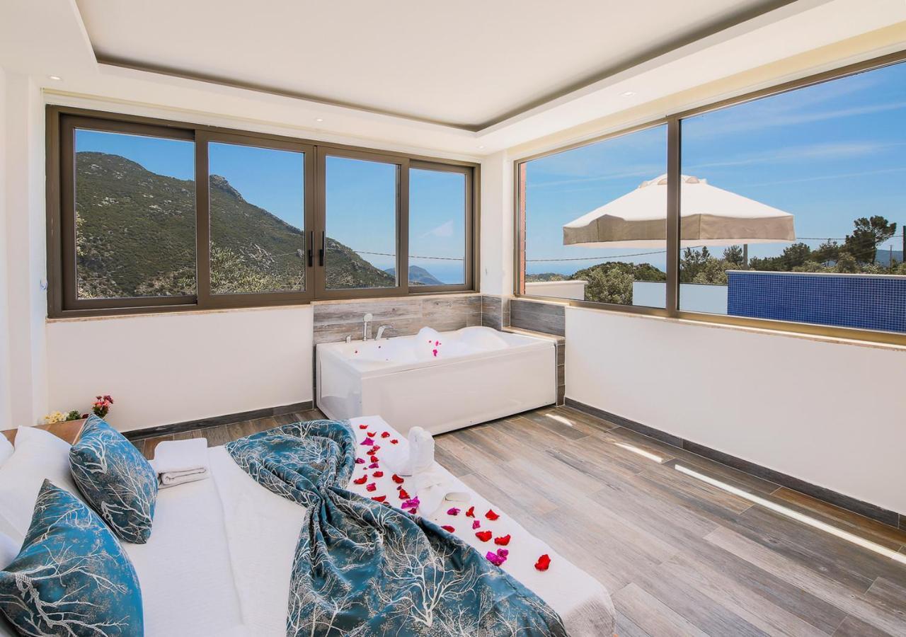 Villa 1 Sleeps 2 Honeymoon Isolated Infinity-Villa Orkide Uzumlu  ภายนอก รูปภาพ