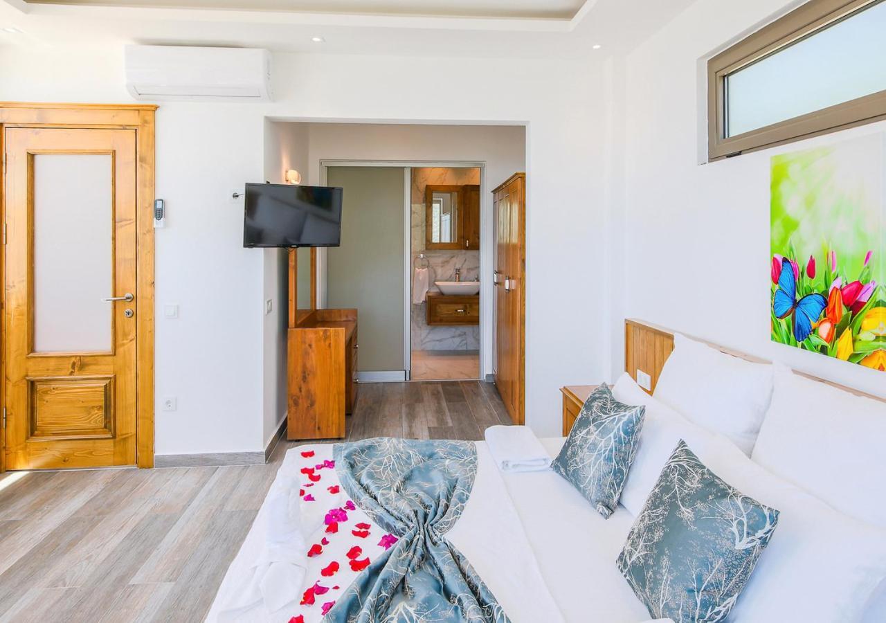Villa 1 Sleeps 2 Honeymoon Isolated Infinity-Villa Orkide Uzumlu  ภายนอก รูปภาพ