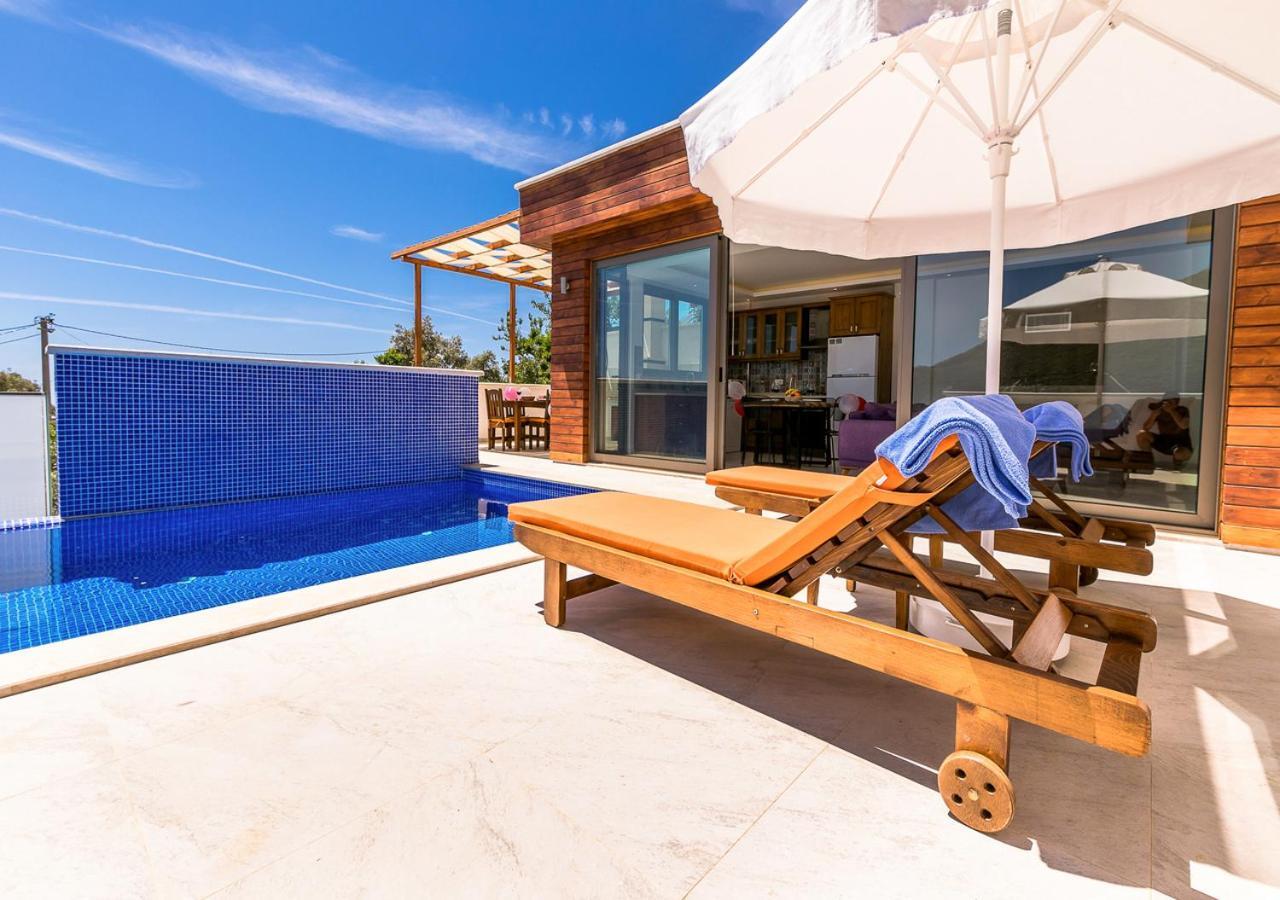 Villa 1 Sleeps 2 Honeymoon Isolated Infinity-Villa Orkide Uzumlu  ภายนอก รูปภาพ