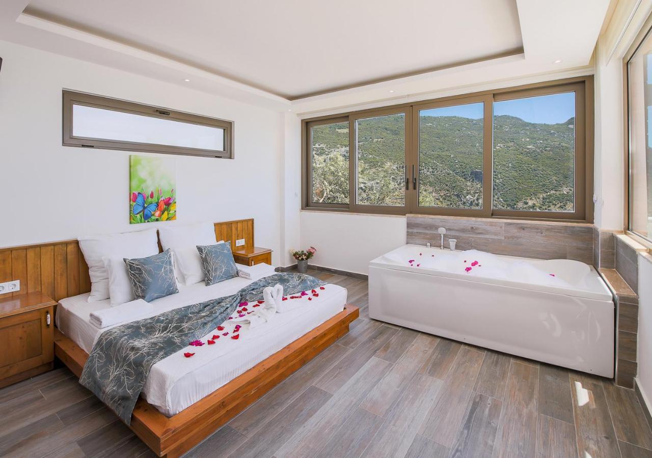 Villa 1 Sleeps 2 Honeymoon Isolated Infinity-Villa Orkide Uzumlu  ภายนอก รูปภาพ